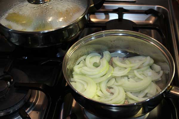 Frying-onions