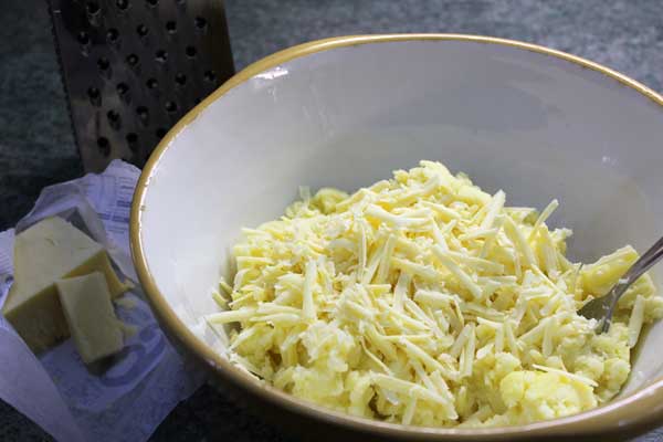 cheesy-mashed-potato